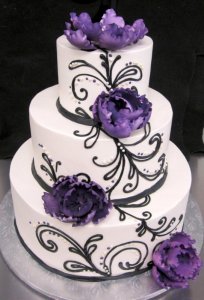 wedding+cake-purple+peonies+black+lg+wisps.jpg