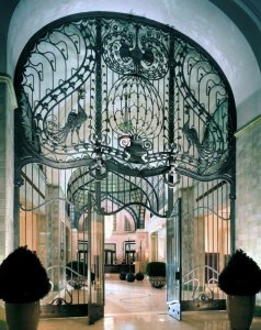 fourseasonshotelbudapestirongate_1_1.jpg