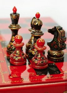 b7799fa631b12359b4a3a64e2213fc3b--chess-boards-chess-pieces.jpg