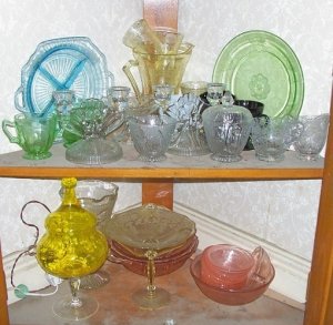 cabinet dining room2.jpg