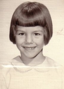 linda1stgrade.jpg