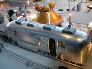 Apollo_11_Mobile_Quarantine_Facility_at_the_Steven_F_Udvar-Hazy_Center_in_2009.jpg