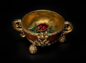 gold stuff bowl.jpg