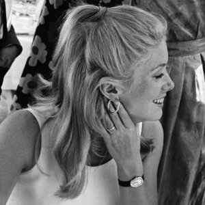 weekend morn deneuve.jpg