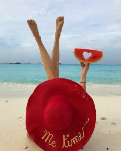 red stuff beach.jpg