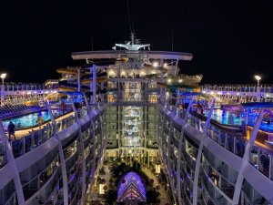 Royal-Caribbean-Symphony-of-the-Seas-Night-Top-Deck-View.jpg