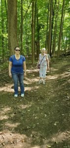 hiking on tral 3.jpg hiking on tral 3.jpg