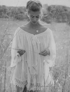 bw morn iv s 13.jpg