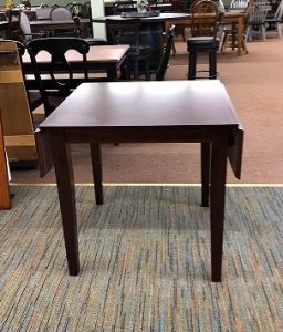 Dinette table.jpg