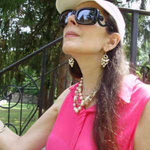 pearl statement necklace