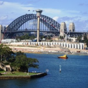 From White Bay looking @ Barangaroo development site. A new casino and other commercial development will soon grace Darling Harbour. Like we need 2 ca
