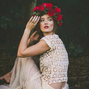 0 0 0 0 a a b b bo morning floral crown red roses