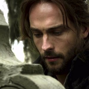 a ichabod and gravestone
