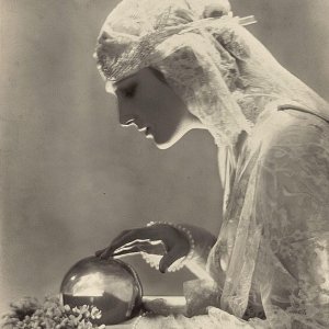 fashion is art vogue 1921