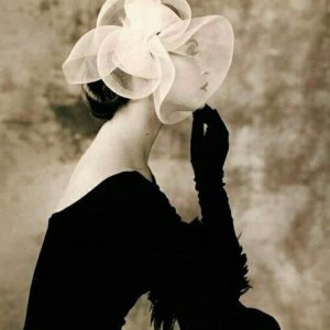 fashion is art BW 114