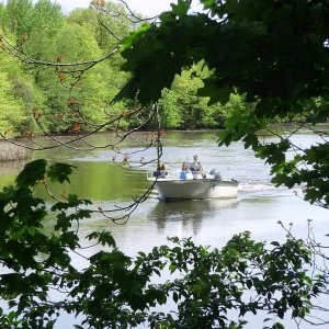 boaters in spring 1