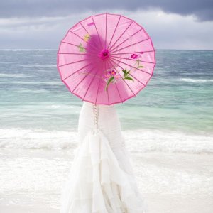 parasol afternoon escape