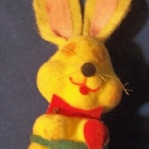 bunny figurine2.jpg