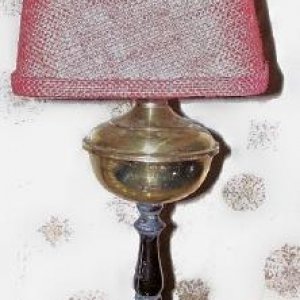 lamp brass.jpg