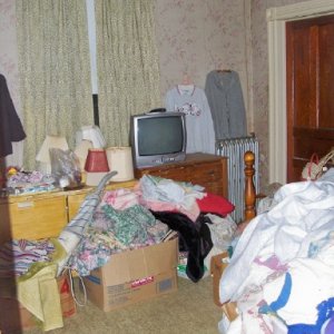 downstairs bedroom.jpg