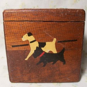 dog box1.jpg