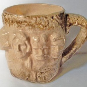 Mt Rushmore cup1.jpg