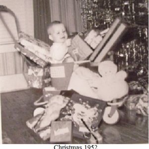 Christmas 1952.jpg