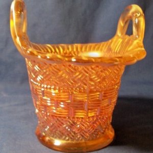 Diamond Beaded Basket2.jpg