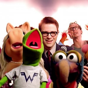 Weezer - Keep Fishin' (Official Music VIdeo)
