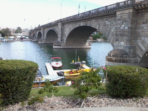 Another pic i took around the channel area in Havasu.  I love this area!