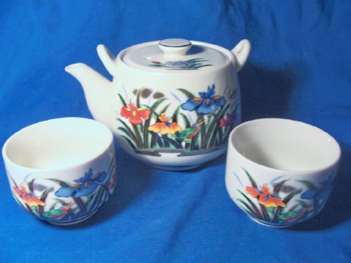 Asian tea set1.jpg