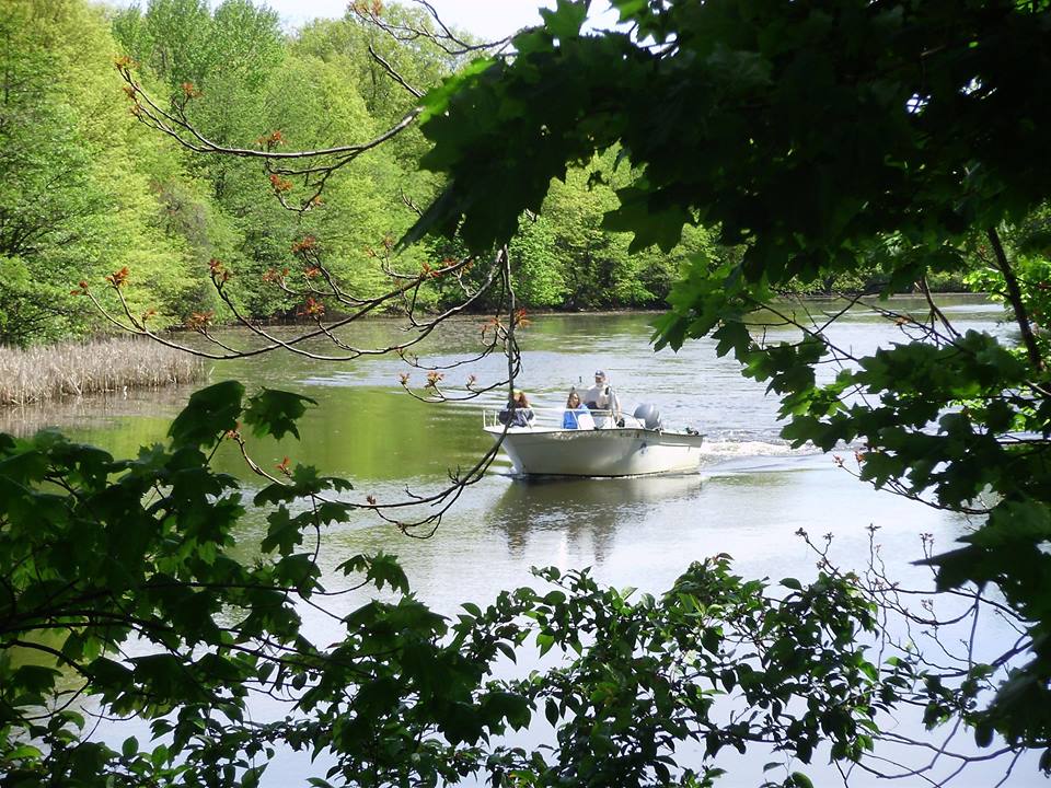 boaters in spring 1