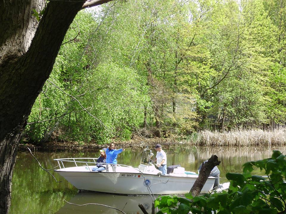 boaters in spring 2