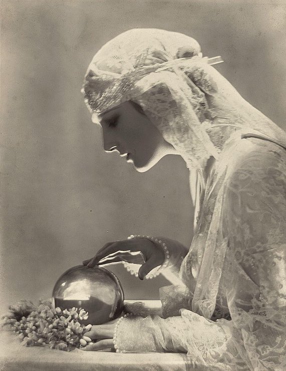 fashion is art vogue 1921