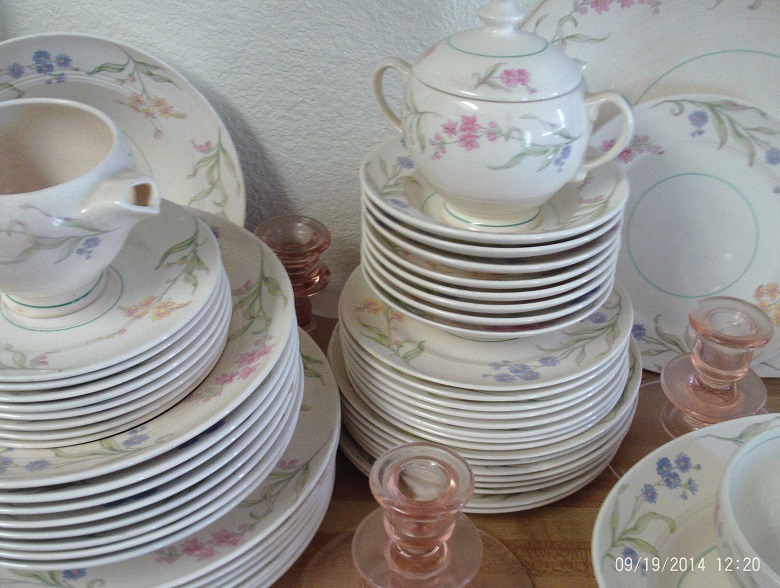 One of my sets of vintage dishes that I don't know what to do with.