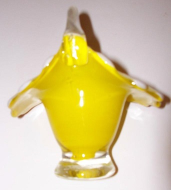 yellow basket1.jpg
